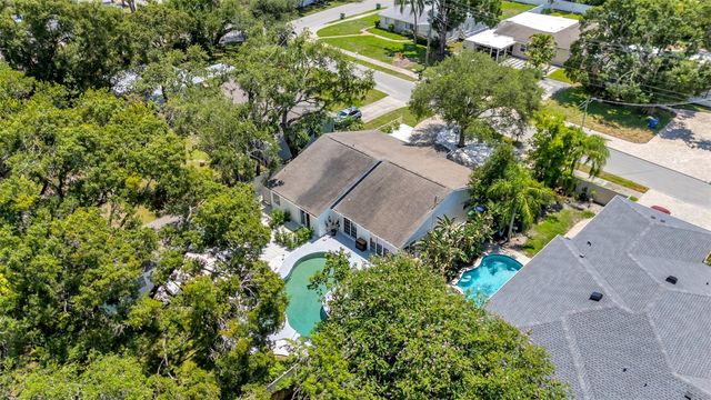 3819 W SAN MIGUEL STREET, Tampa, FL 33629