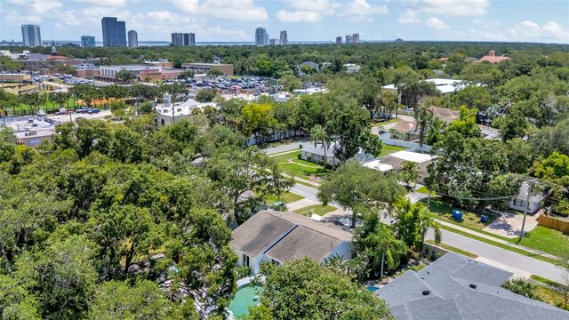 3819 W SAN MIGUEL STREET, Tampa, FL 33629