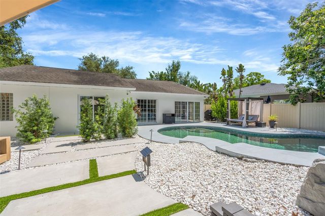3819 W SAN MIGUEL STREET, Tampa, FL 33629