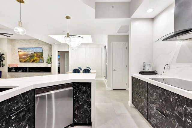 801 S Olive Avenue 1018, West Palm Beach, FL 33401