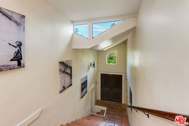 3740 Lankershim Boulevard, Los Angeles, CA 90068