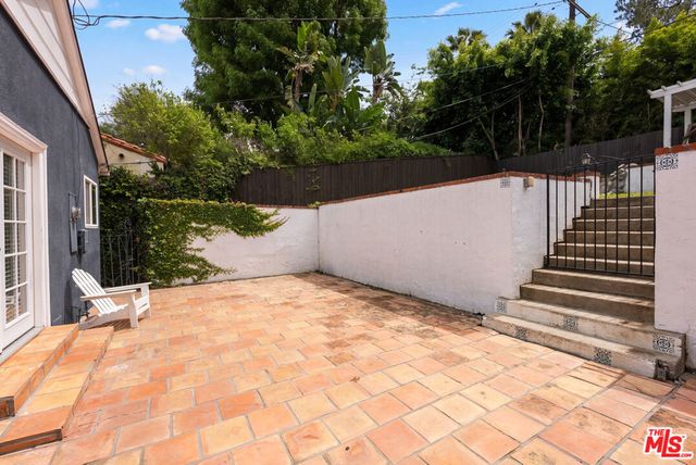 3740 Lankershim Boulevard, Los Angeles, CA 90068