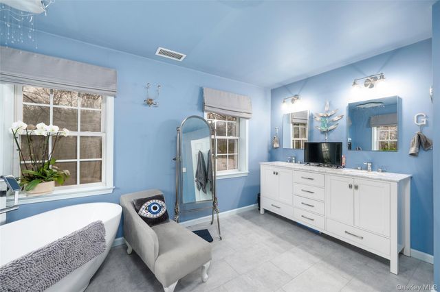 37 Sheryl Lane, Mahopac, NY 10541