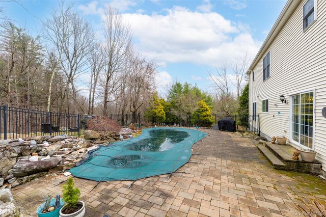 37 Sheryl Lane, Mahopac, NY 10541