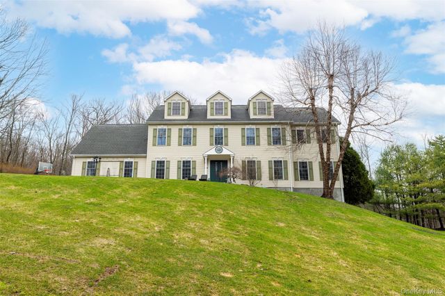 37 Sheryl Lane, Mahopac, NY 10541