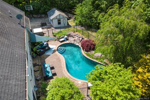 37 Sheryl Lane, Mahopac, NY 10541