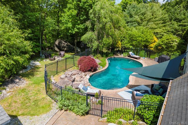 37 Sheryl Lane, Mahopac, NY 10541