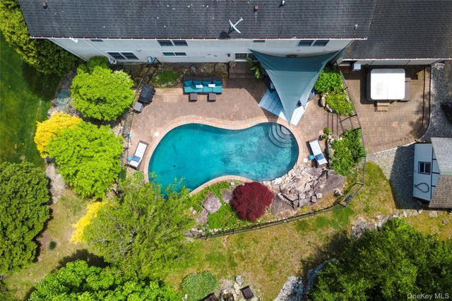 37 Sheryl Lane, Mahopac, NY 10541