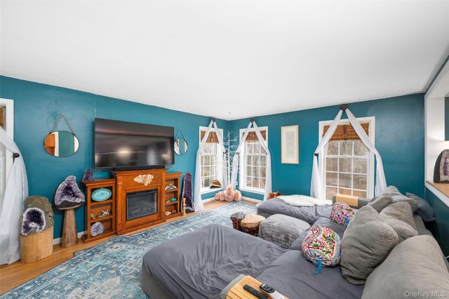 37 Sheryl Lane, Mahopac, NY 10541