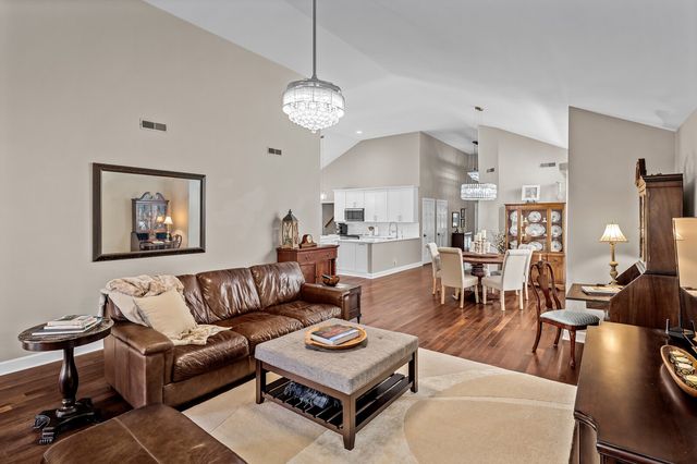 1133 Woodvale Dr, Nashville, TN 37204