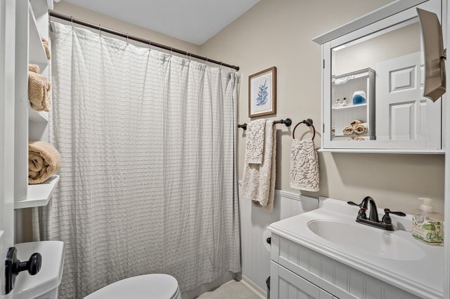 1133 Woodvale Dr, Nashville, TN 37204