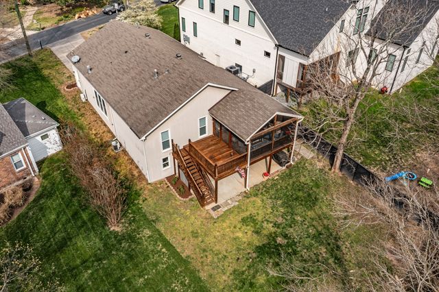 1133 Woodvale Dr, Nashville, TN 37204