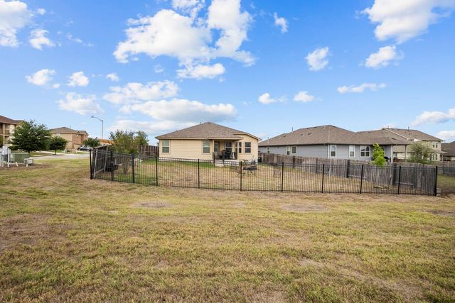 104 Cypress Hills RD, San Marcos, TX 78666