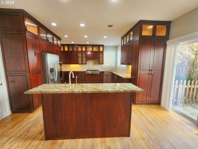 28501 Sw MEADOWS Loop, Wilsonville, OR 97070