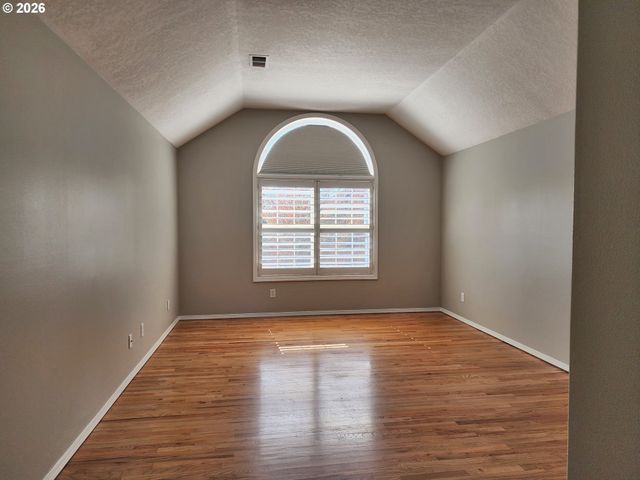 28501 Sw MEADOWS Loop, Wilsonville, OR 97070