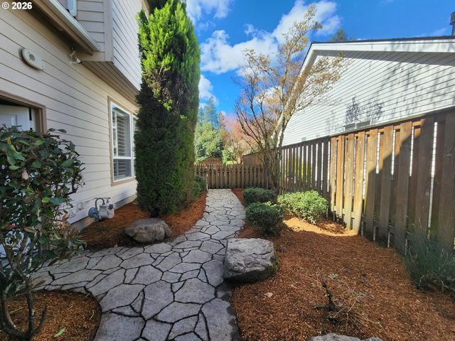 28501 Sw MEADOWS Loop, Wilsonville, OR 97070