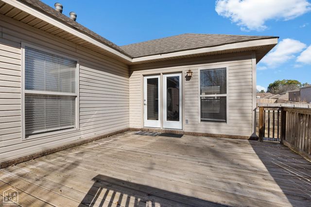 4801 Lochmoor Circle, Jonesboro, AR 72405