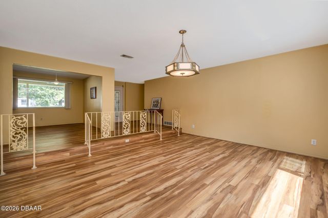 27 N St Andrews Drive, Ormond Beach, FL 32174