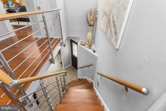 18 GERALDINE RD, East Windsor, NJ 08520