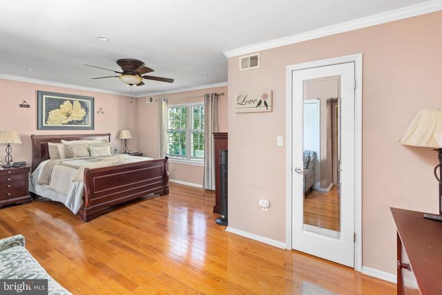 18 GERALDINE RD, East Windsor, NJ 08520