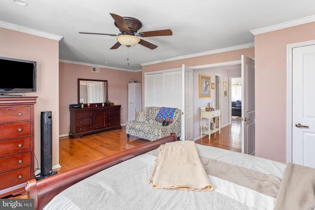 18 GERALDINE RD, East Windsor, NJ 08520