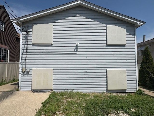 1104 S 6th Avenue, Maywood, IL 60153