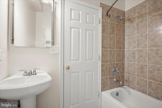 1614 6TH ST NW, Washington, DC 20001