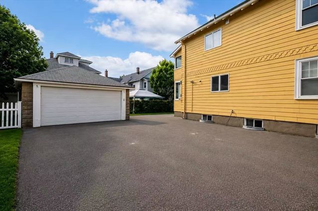 30 Crescent Rd 30, Belmont, MA 02478