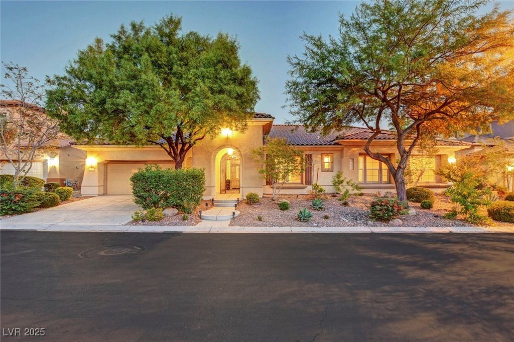 212 Villa Borghese Street, Las Vegas, NV 89138