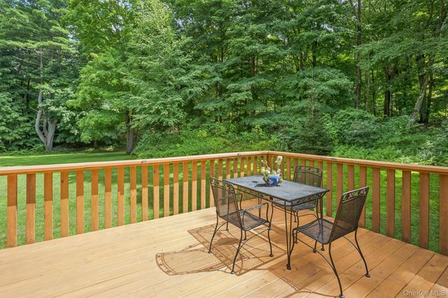 212 Old Albany Post Road, Garrison, NY 10524