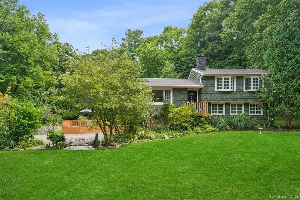 212 Old Albany Post Road, Garrison, NY 10524 — exterior
