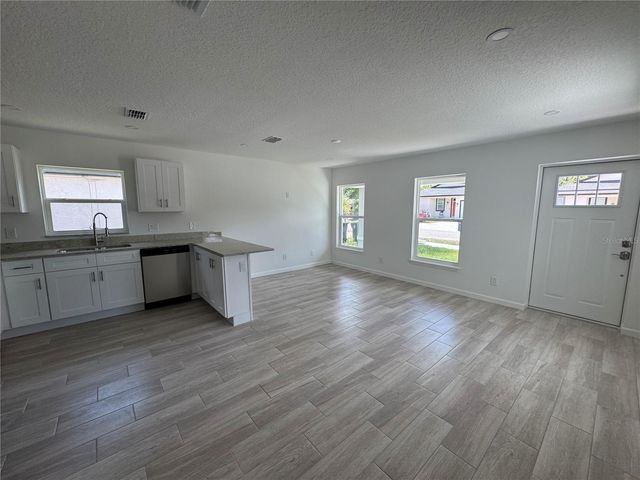 4210 E CAYUGA STREET, Tampa, FL 33610