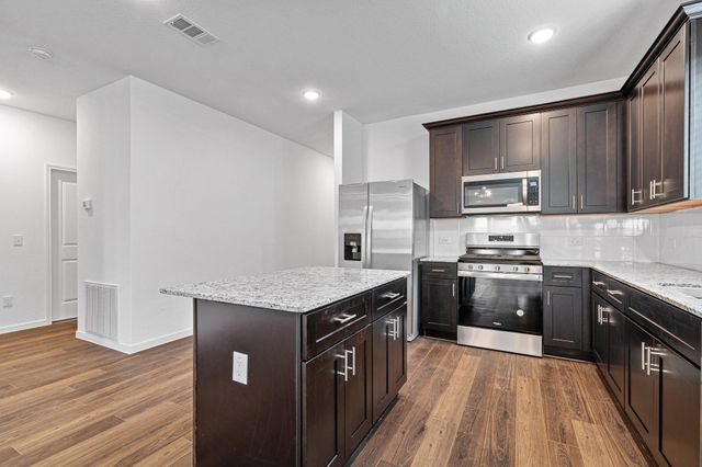 13582 Myrtle Gardens Boulevard, Magnolia, TX 77354