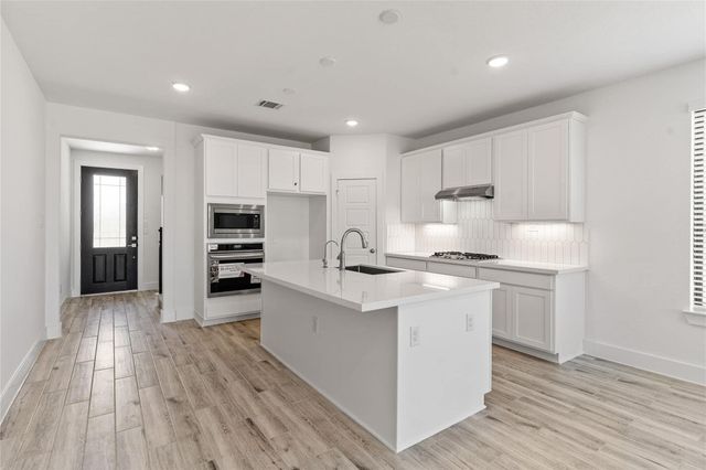 29030 Laurel Grove Lane, Fulshear, TX 77441