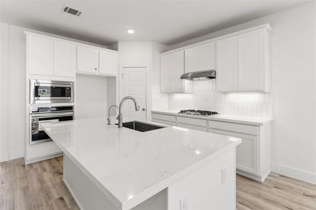 29030 Laurel Grove Lane, Fulshear, TX 77441