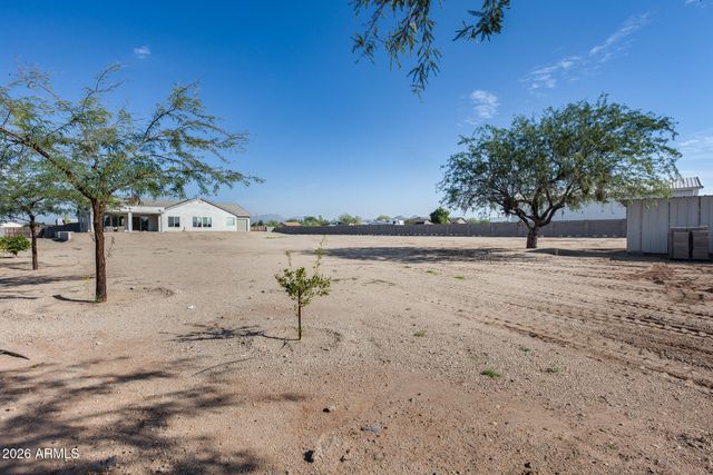 825 E PERDIDO Way, Phoenix, AZ 85086