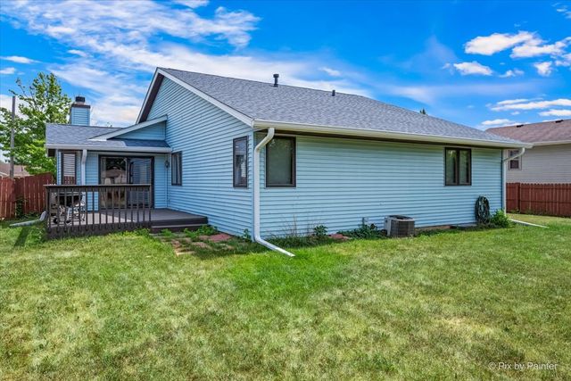 811 Arnold Avenue, Rockford, IL 61108