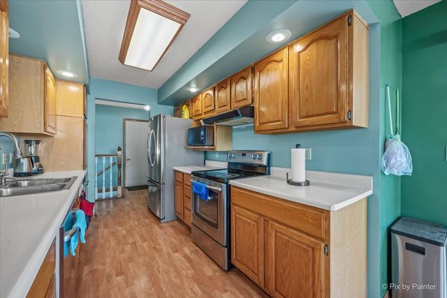 811 Arnold Avenue, Rockford, IL 61108