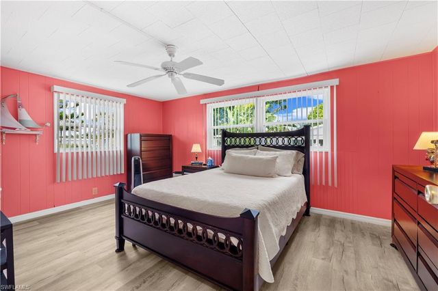 506 Blossom CT, North Fort Myers, FL 33917