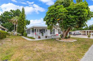 506 Blossom CT, North Fort Myers, FL 33917