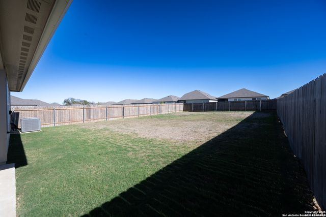 556 Chaco Loop, Seguin, TX 78155