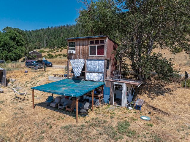 6195 Thompson Creek Road, Applegate, OR 97530