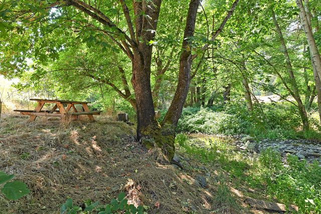 6195 Thompson Creek Road, Applegate, OR 97530