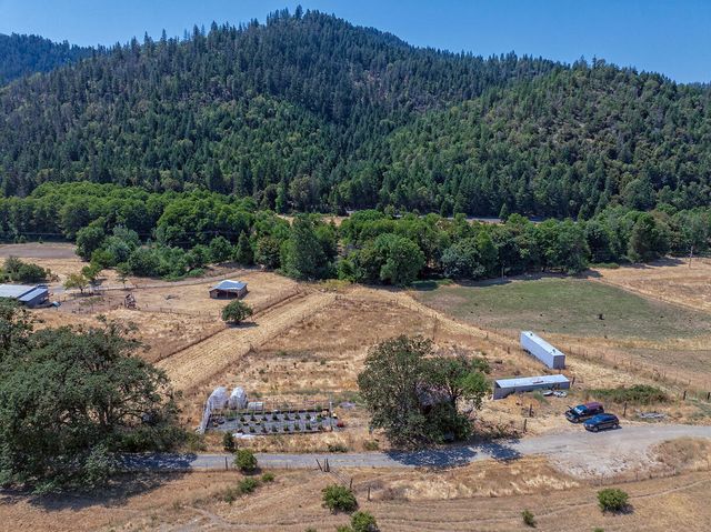6195 Thompson Creek Road, Applegate, OR 97530