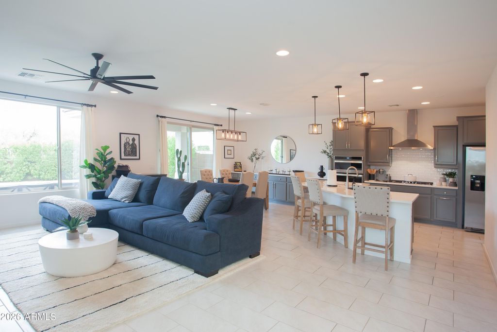 3110 E LOUISE Drive, Phoenix, AZ 85050 — photo 5
