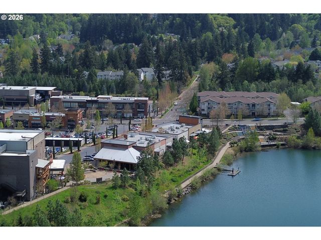 11302 Sw HALLMARK Ter, Tigard, OR 97223