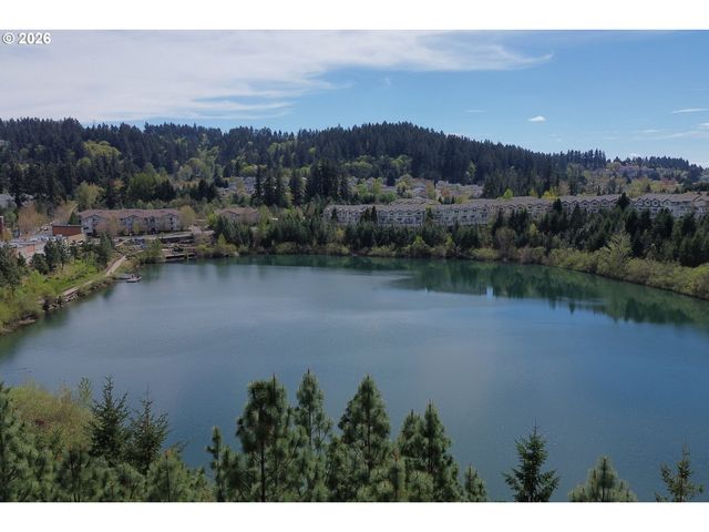 11302 Sw HALLMARK Ter, Tigard, OR 97223