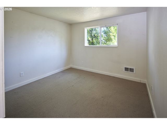 3907 Se SALMON St, Portland, OR 97214