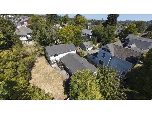3907 Se SALMON St, Portland, OR 97214