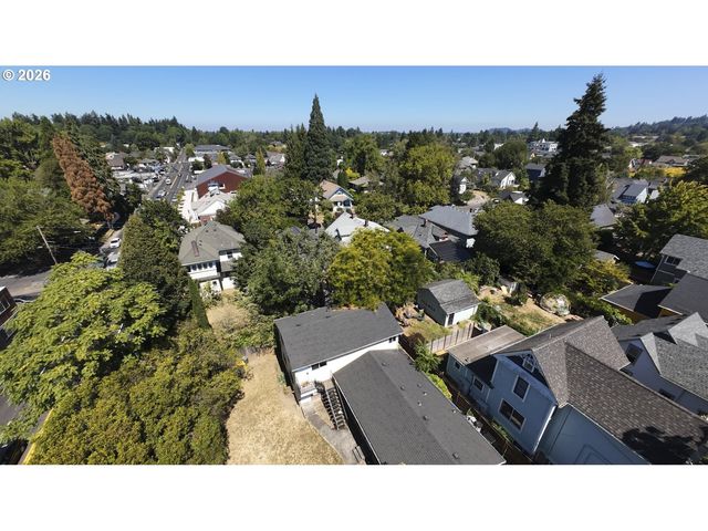 3907 Se SALMON St, Portland, OR 97214